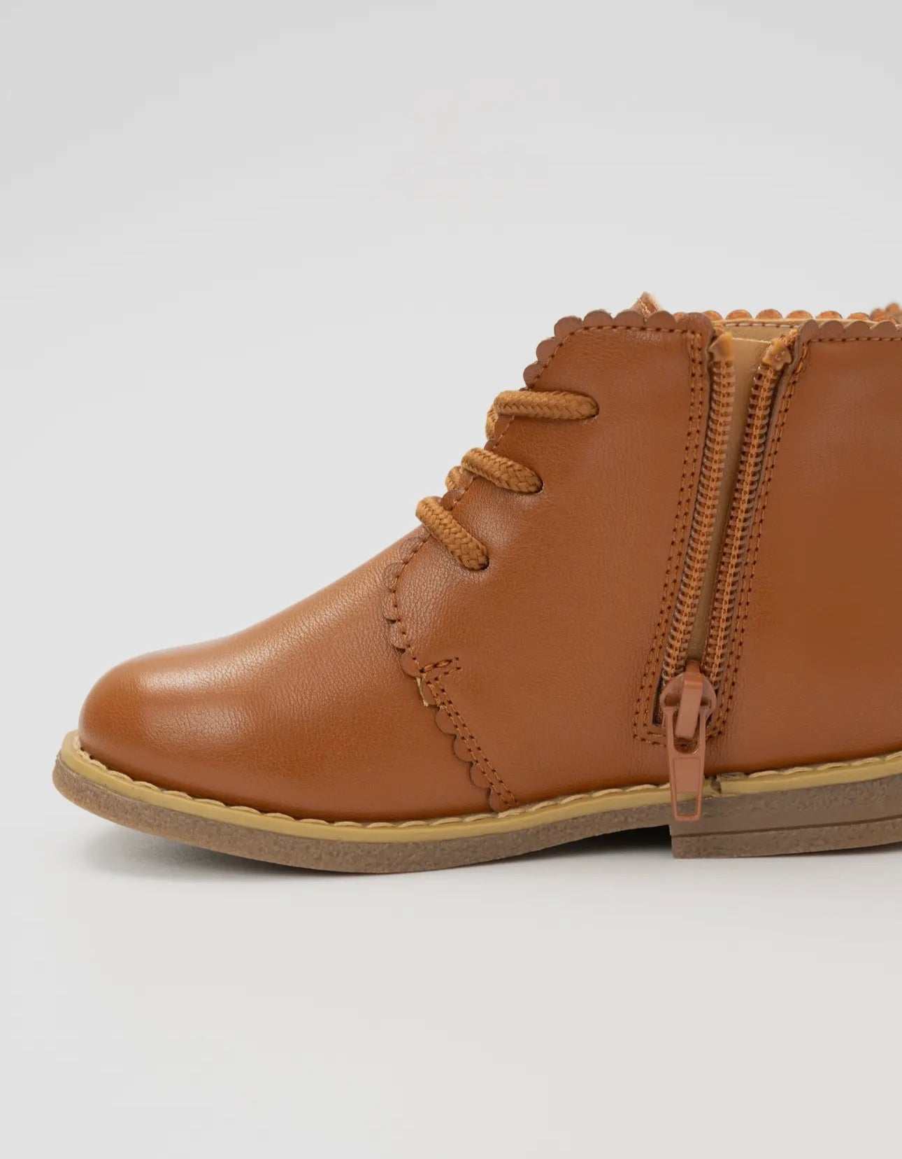 Cinnamon Scallop Trim Boot